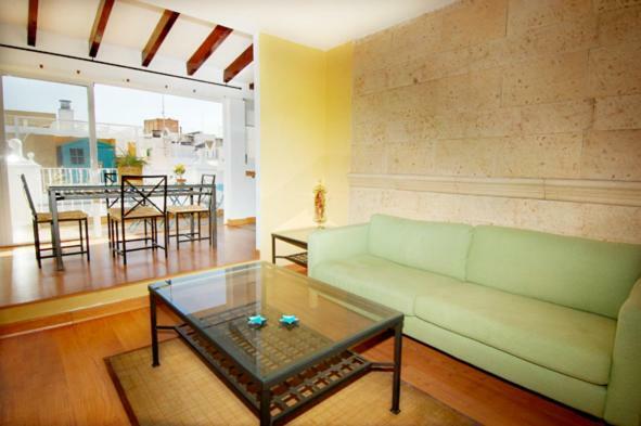 Atico Amistad Apartment Seville Ngoại thất bức ảnh